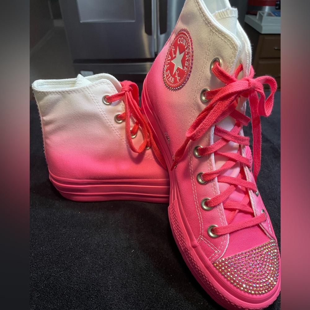 Pink ombré Chuck Taylor hightops size 8 - Picture 1 of 6